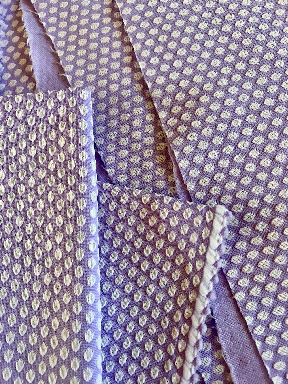 Vintage Fabric 1.5 Yards Lightweight Polyester Lavender Purple White Dots Sewing - Picture 2 of 7